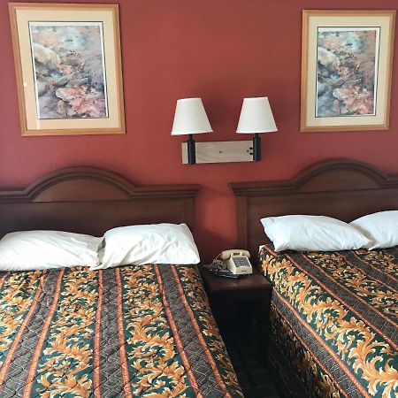 Travel Inn Greensboro Kültér fotó