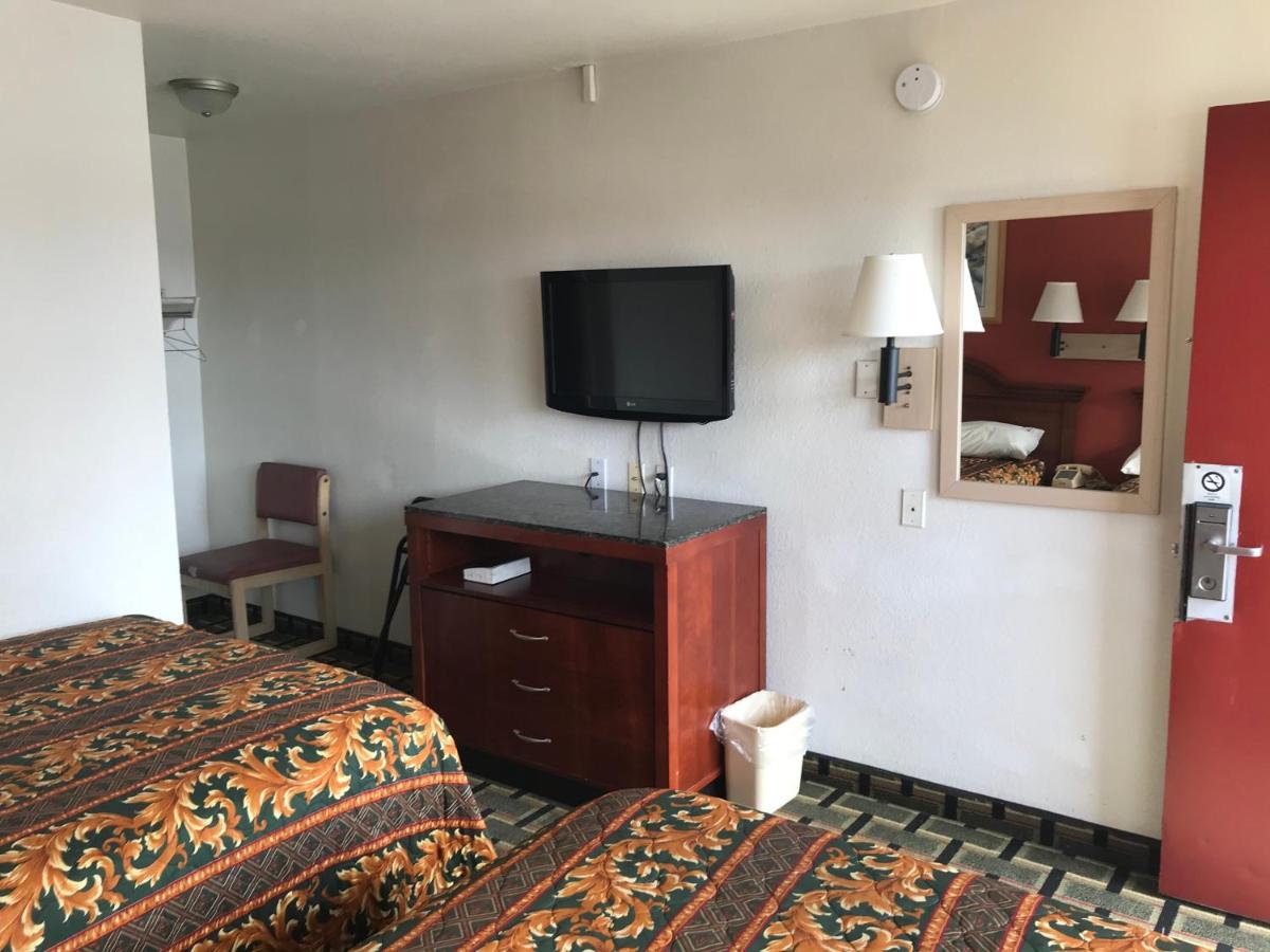 Travel Inn Greensboro Kültér fotó